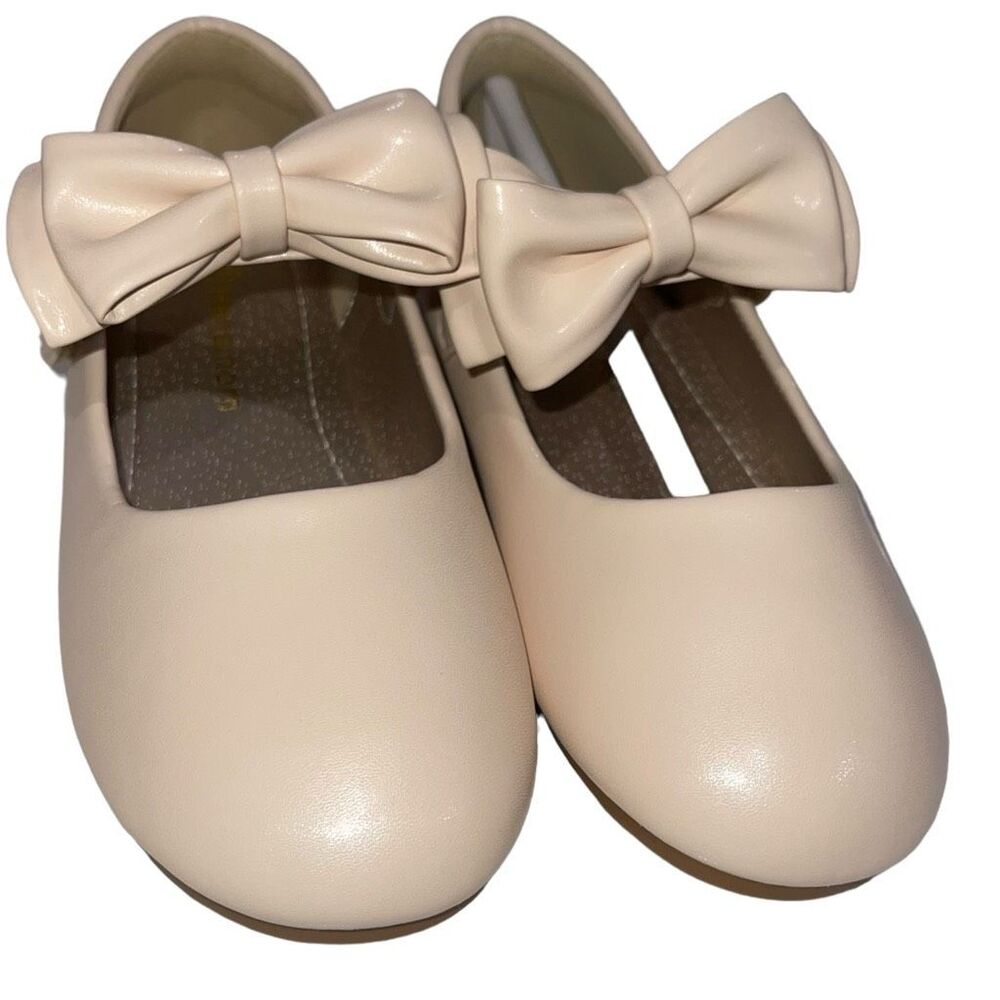 Hehainom Cream Colored Bow Flats - Kids Size 13